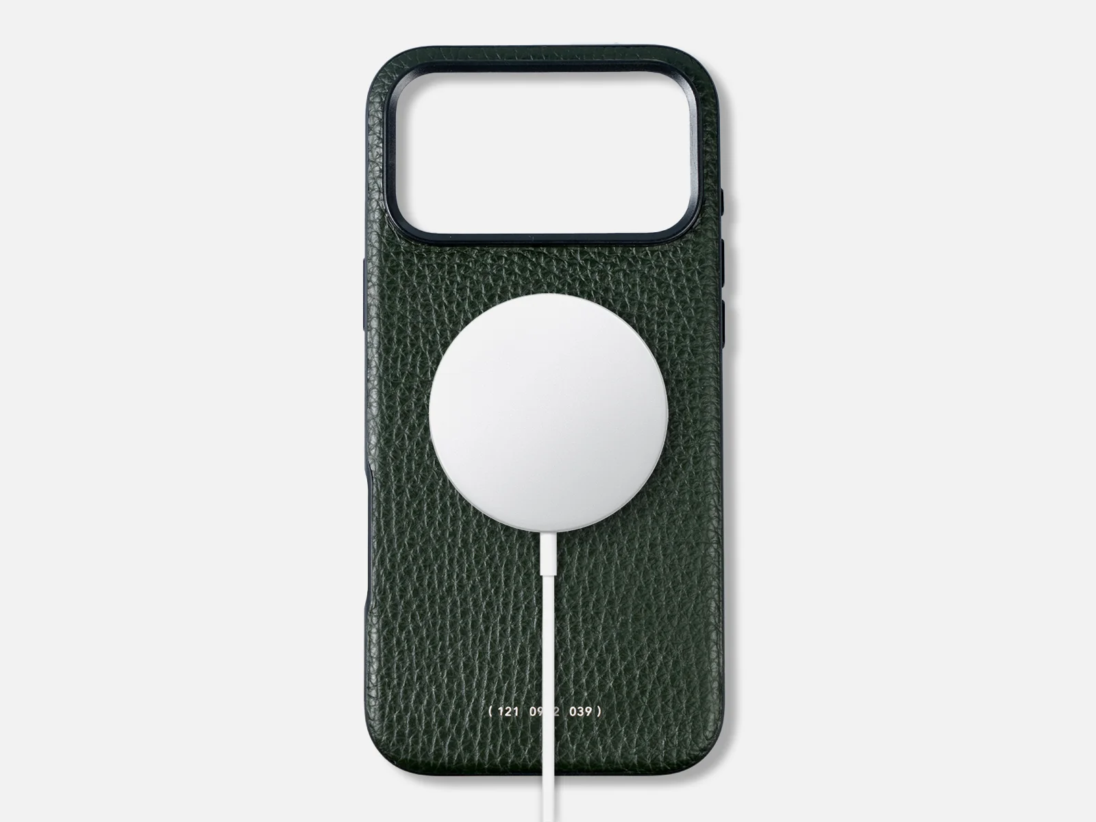 121 MagSafe Pebbled Leather Case | iPhone 17 Pro Max - Image 10
