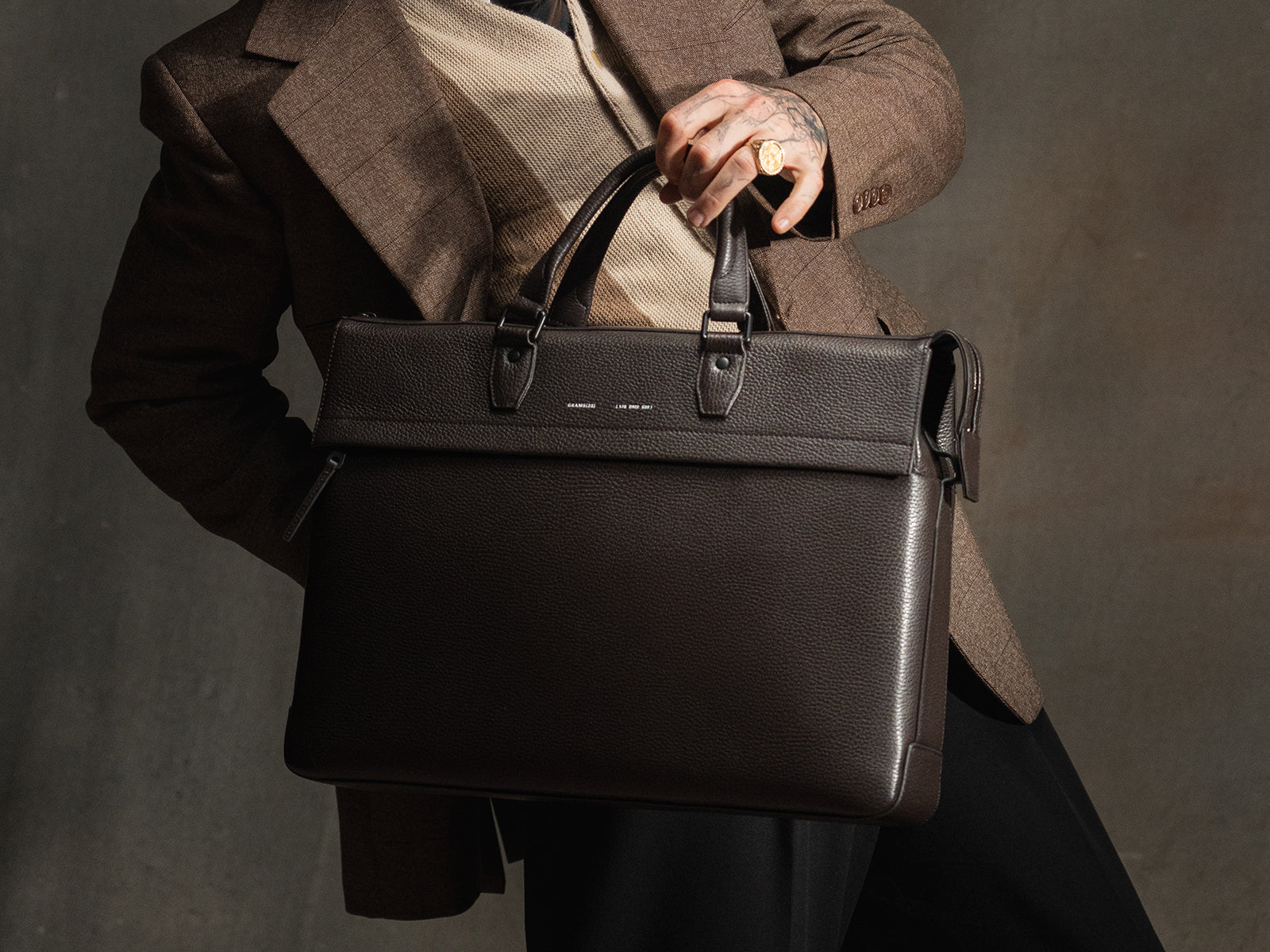 178 Journeyman Briefcase - Image 22
