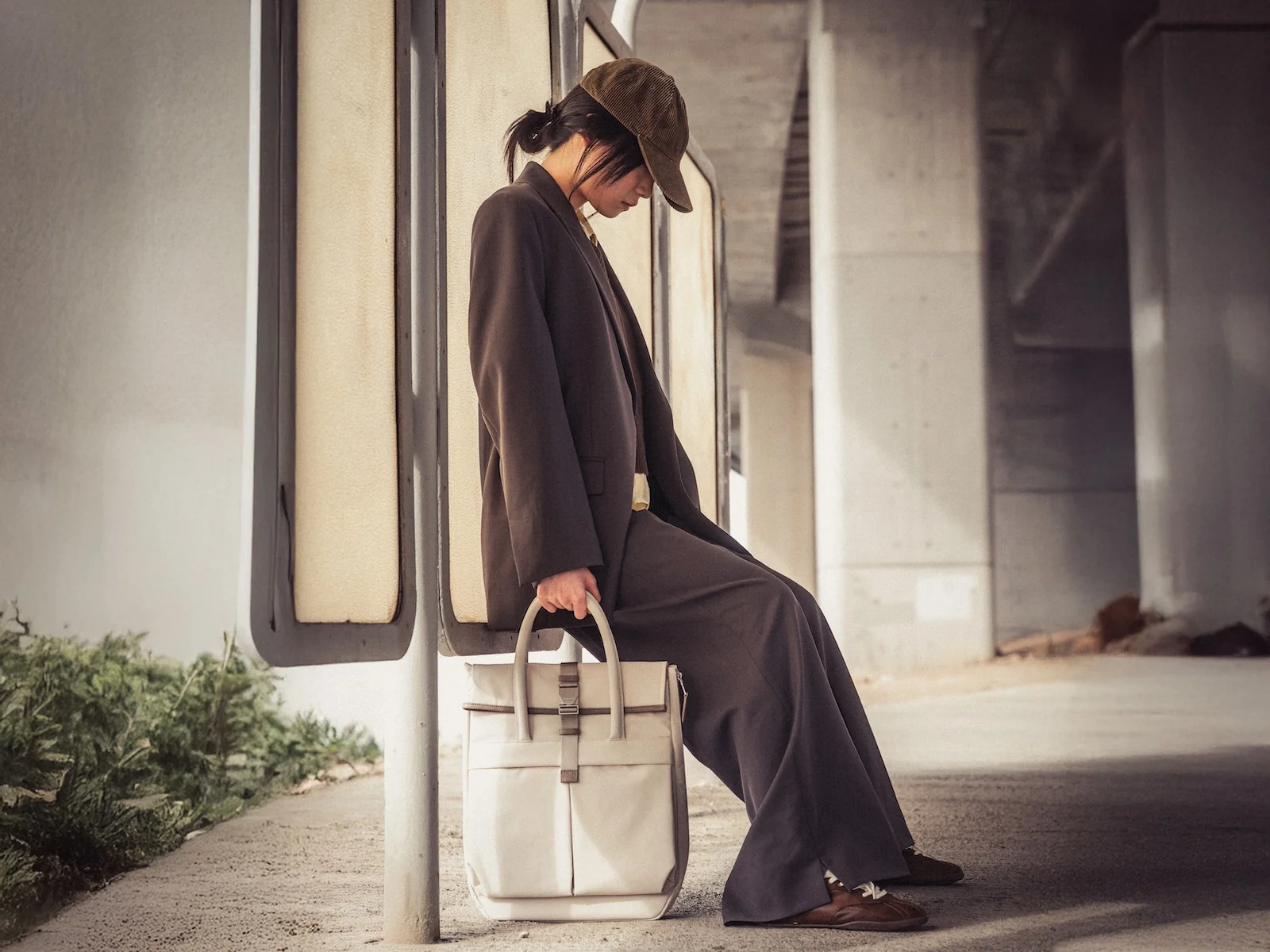 704 Folio Bag - Image 37